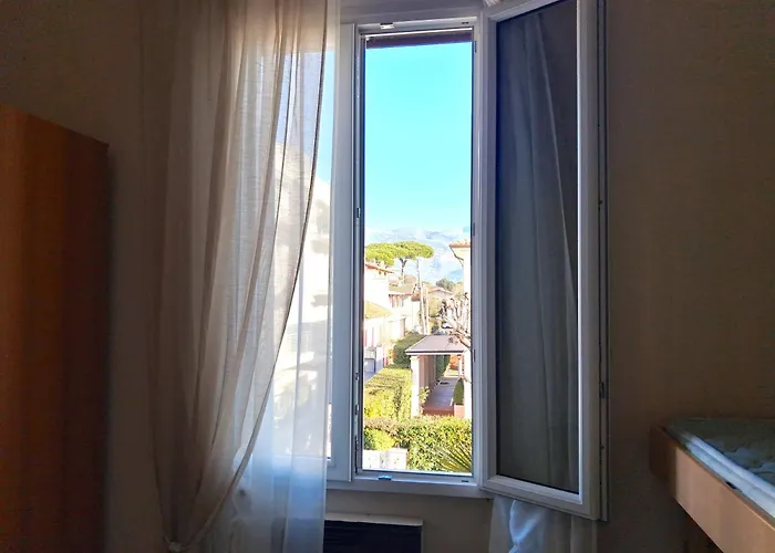 Le Giare 2* Marina di Pietrasanta