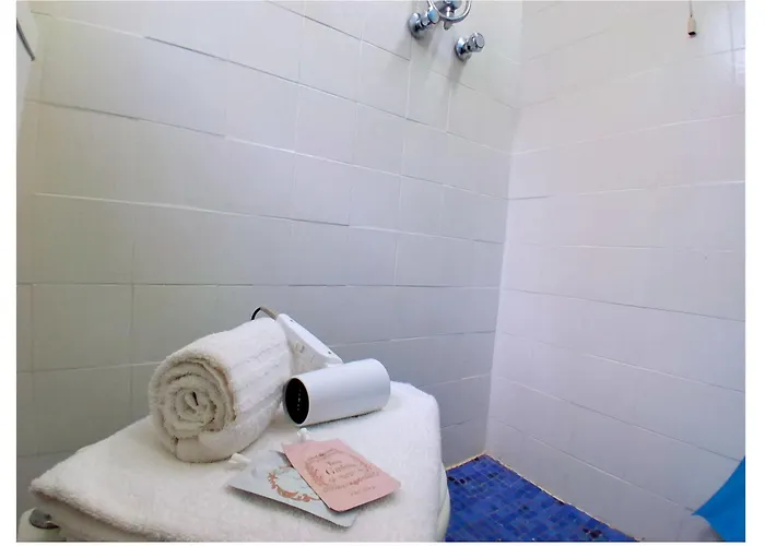 Le Giare 2* Marina di Pietrasanta